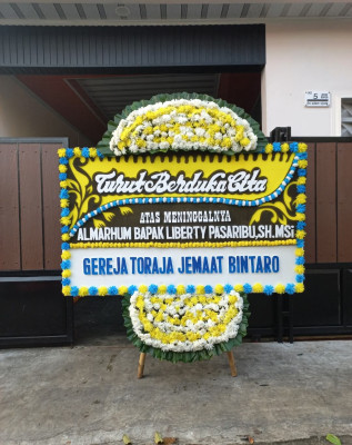 Papan Bunga Duka di Amar Sakti